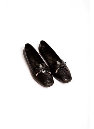Fancy Faux Leather Flat Shoes With Crco Effect And Front Chain - pzsku/Z4B7C75864E6B814D9A61Z/45/_/1700063457/7bcf803a-73e7-40ac-bc0a-dd30f7930998