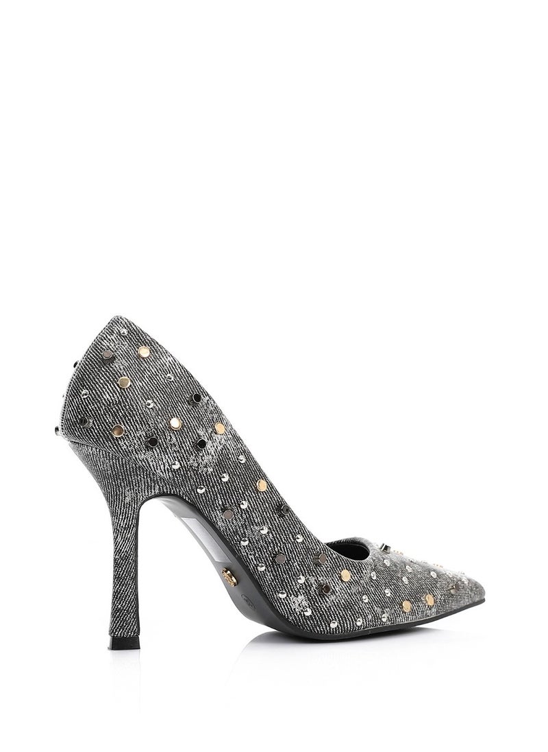 DejaVu Fashionable Heeled Shoe  - Image 4