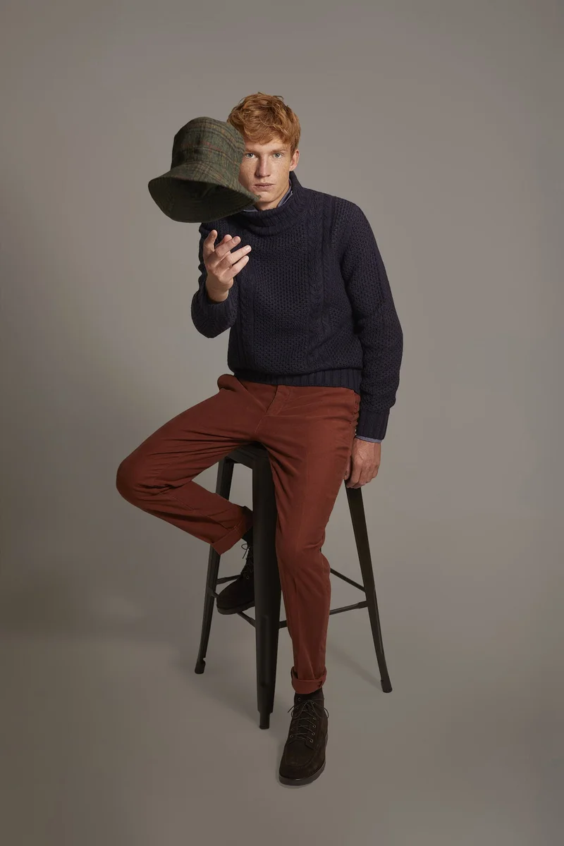 Regular fit chino trousers in moleskin fabric - Brick