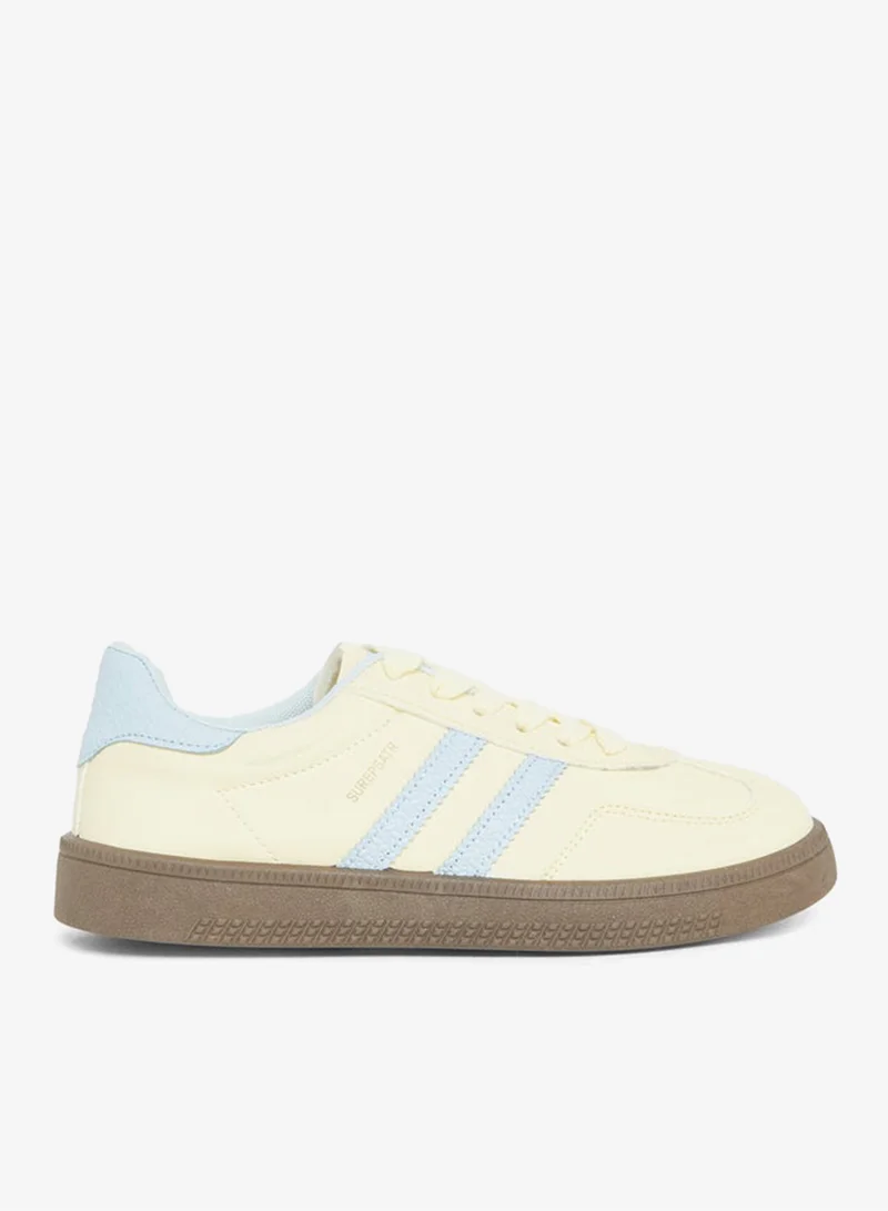 ستايلي اكتيف سنيكرز فلاتفورم بشريط دانتيل مخطط