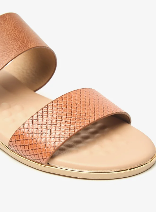 لو كونفورت Women's Textured Slip-On Sandals with Wedge Heels
