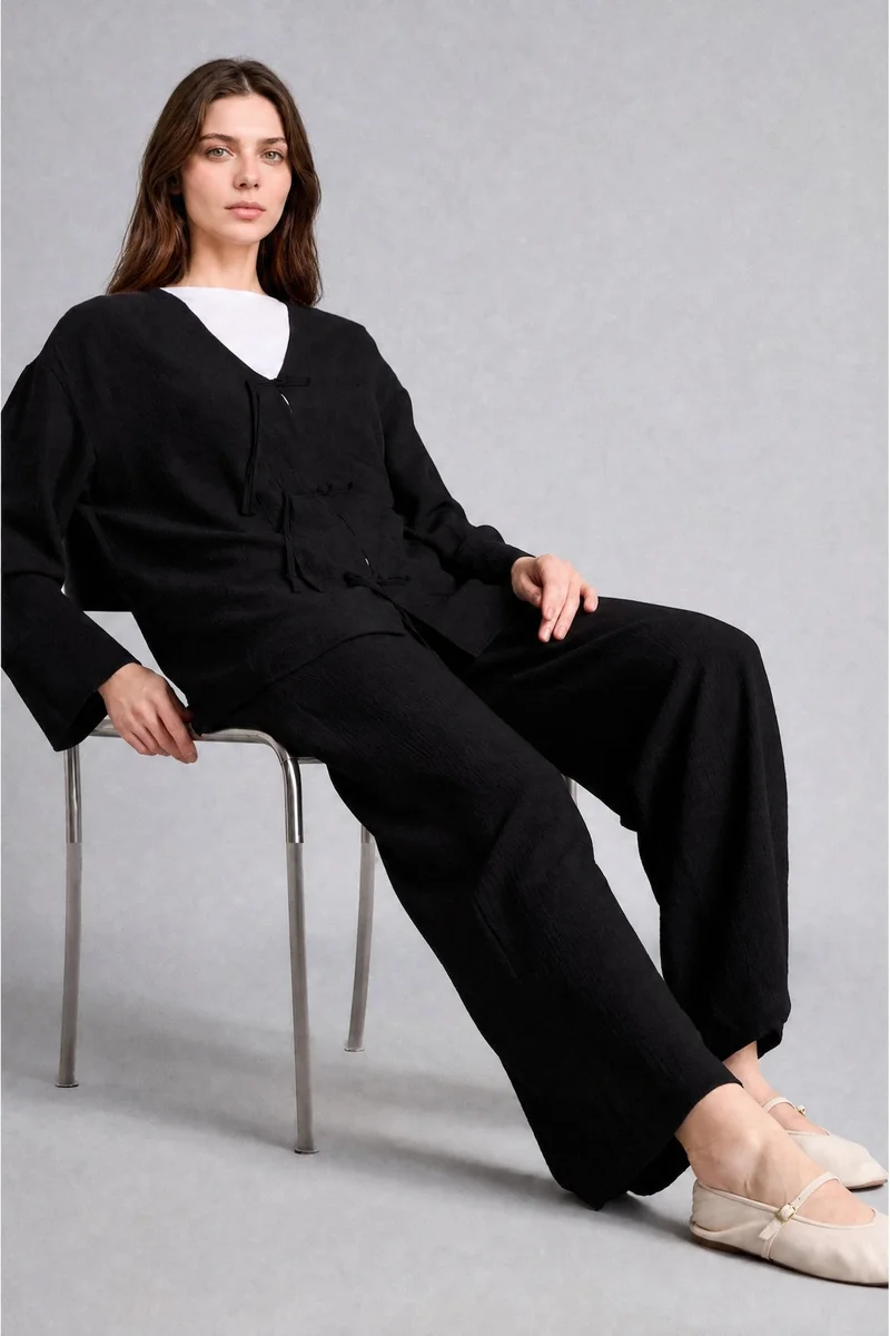 ديفاكتو Wide Leg Crinkle Fabric Trousers