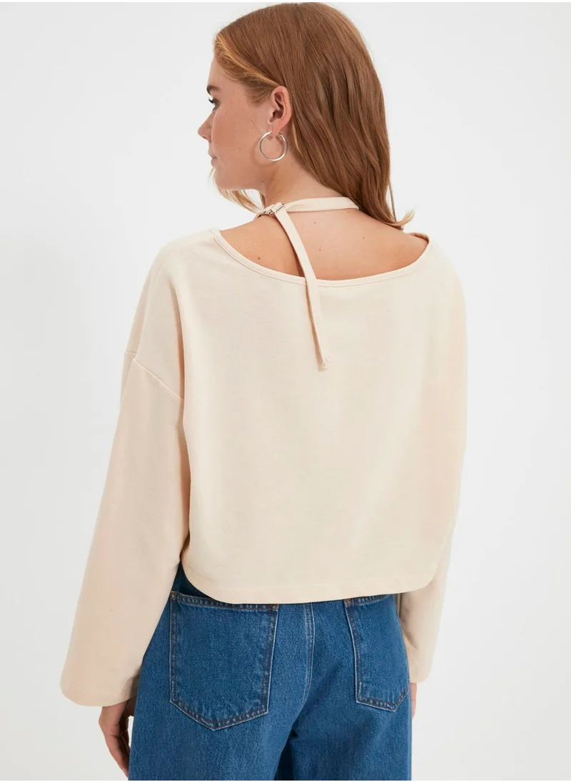 trendyol Round Neck Crop Sweatshirt