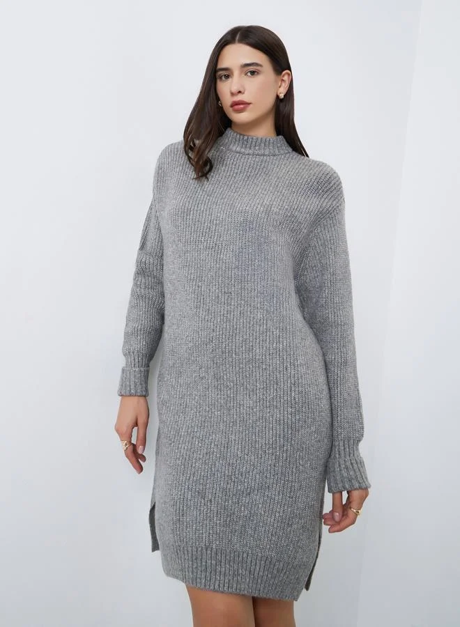 ستايلي Solid Crew Neck Drop Shoulder Jumper Sweater