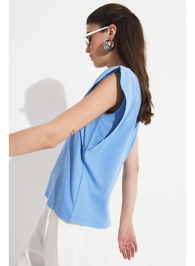 JUNE June Basic Cotton Crew Neck Sleeveless T-Shirt