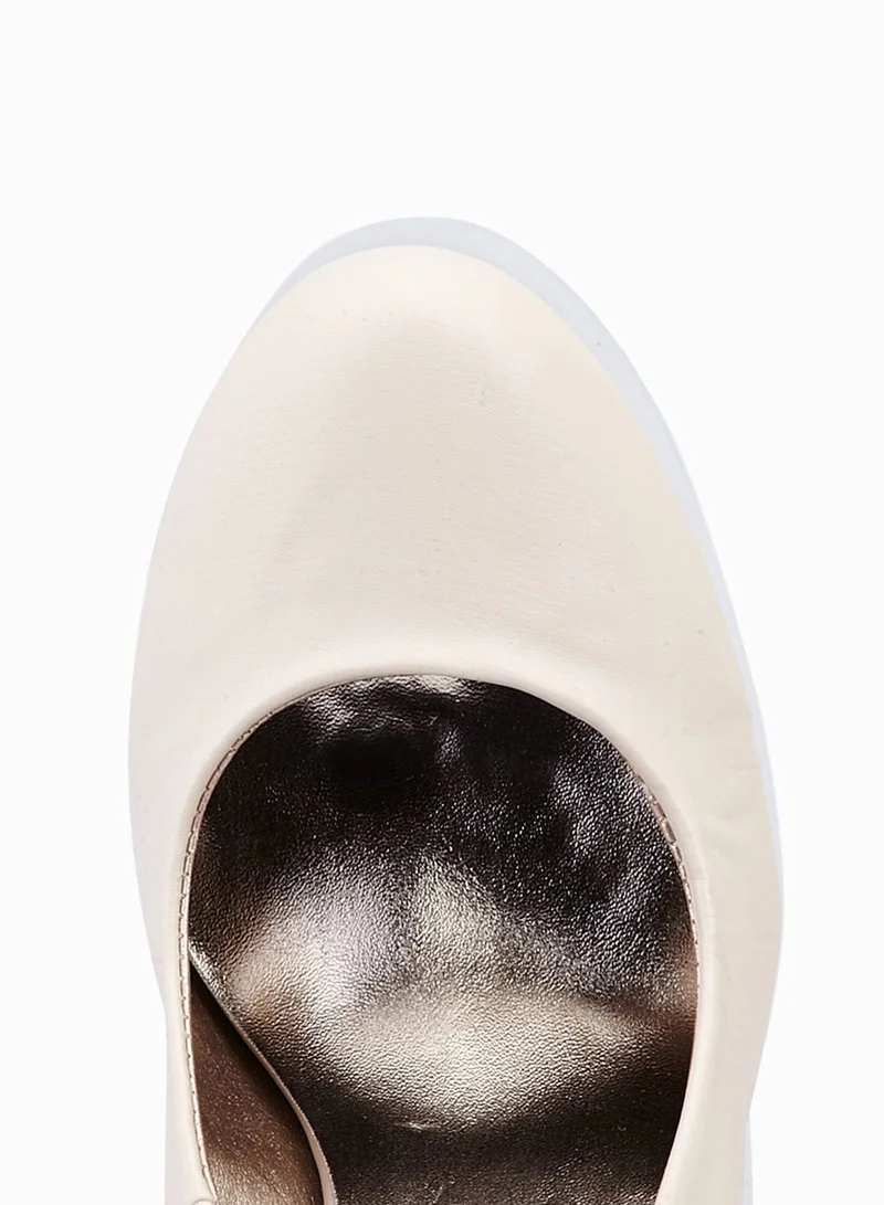 Qupid Block Heel Pumps