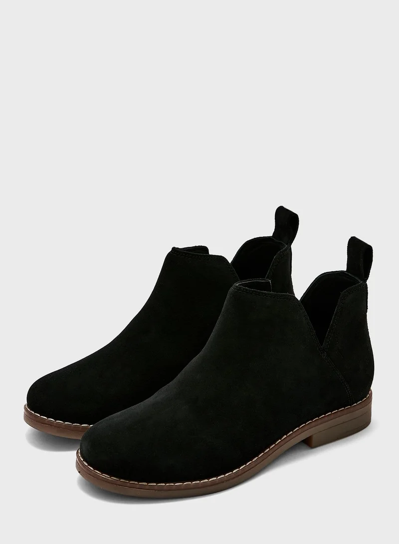 Hush Puppies Poinetd Too Flat Heel Booties
