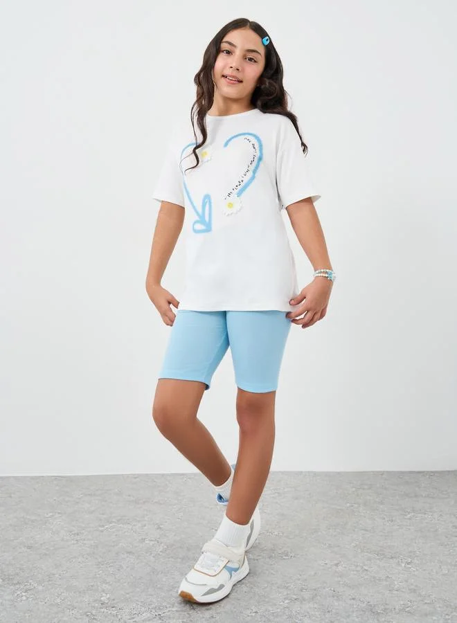 ستايلي Styli Heart Graphic Oversized T-Shirt and Shorts Set