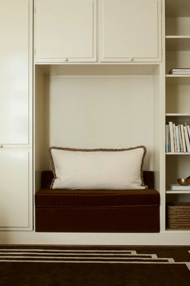 H&M Fringed slub-weave cushion cover