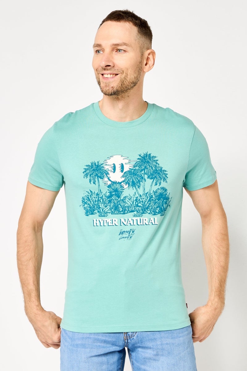 Levi's تي شيرت رجالي بأكمام قصيرة وياقة دائرية، لون ساج داكن - Image 1