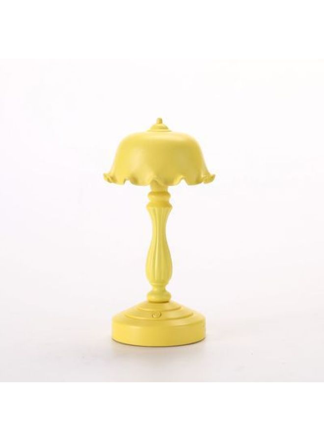 Vintage Table Lamp Ins Lotus Leaf Nightlight Cute Girl Romantic Bedroom Creative Lighting Nordic Style Mini Luminous-Color:LD04 Yellow  - Image 1