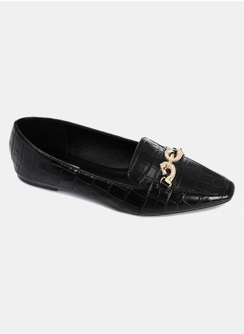 Fashionable Flat Comfort