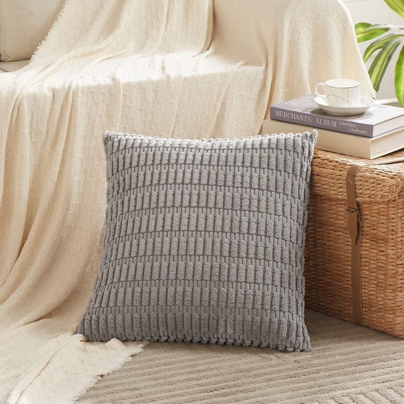Fancy Homi فانسي هومي 2 عبوات أغطية وسائد زخرفية سوداء قابلة للرمي مقاس 26×26 بوصة لغرفة المعيشة والأريكة والسرير والأريكة، ديكور منزلي ريفي مزرعة بوهو، وسادة مخملية مخططة ناعمة مربعة مقاس 66×66 سم - Image 2