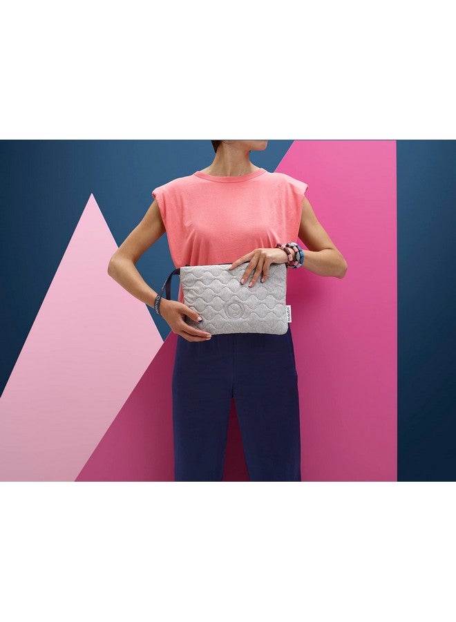 Bugaboo Changing Clutch - Including Removable Changing Mat Compact Size Diaper Organizer Universal Light Grey Mélange - Image 2