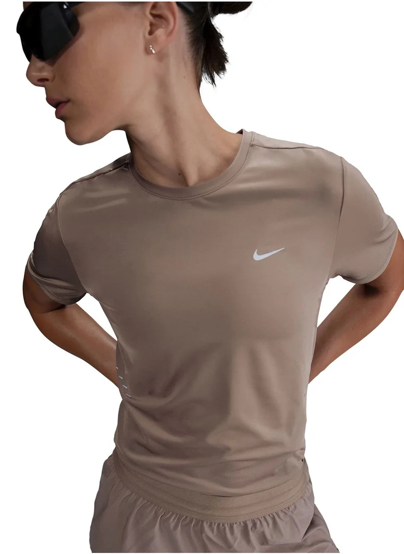 Nike Dri-Fit Swift T-Shirt