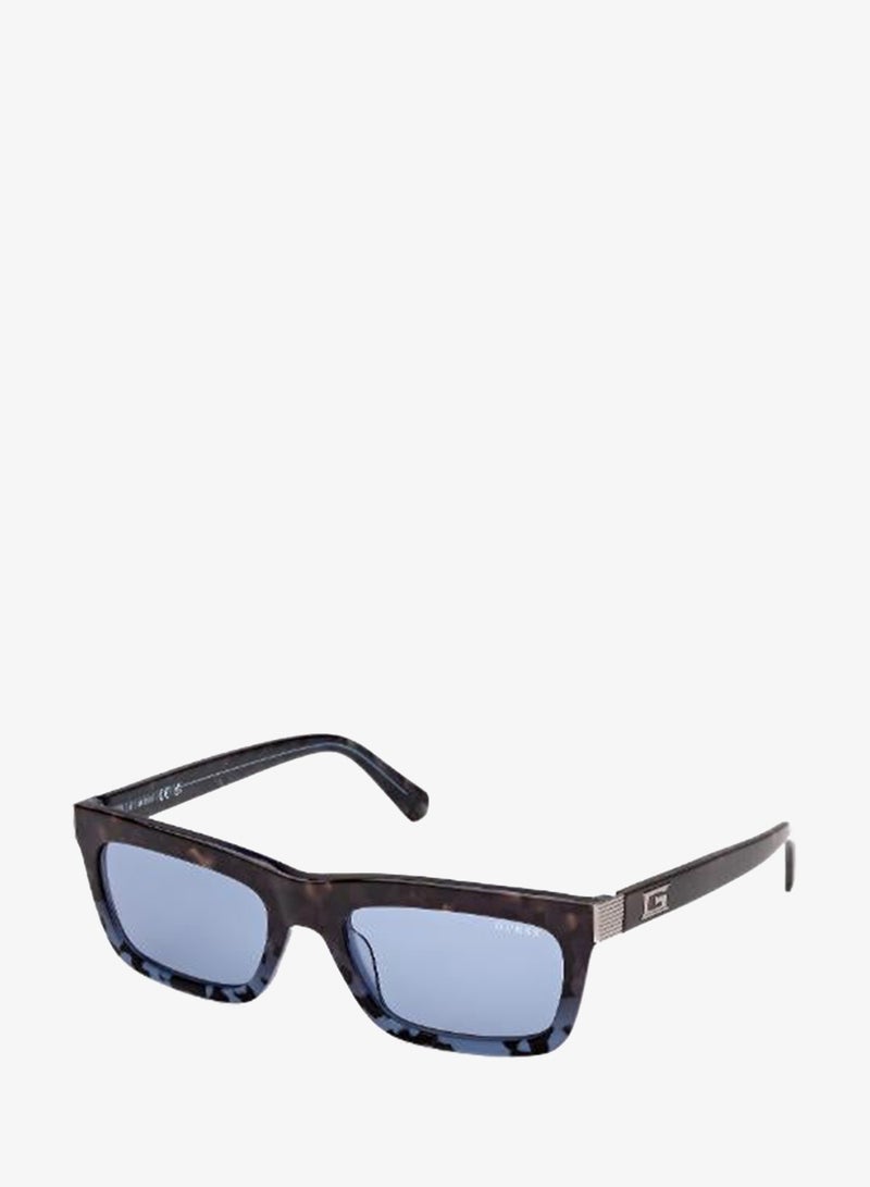 GUESS Wayfarers Sunglasses - Image 4