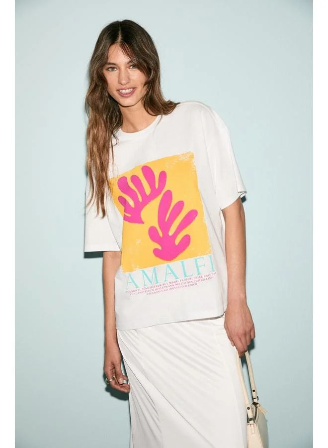 Grimelange VEYMIRA Women's 100% Cotton Bicycle Neck Short Sleeve Oversized Fit White / Patterned T-Shirt.
