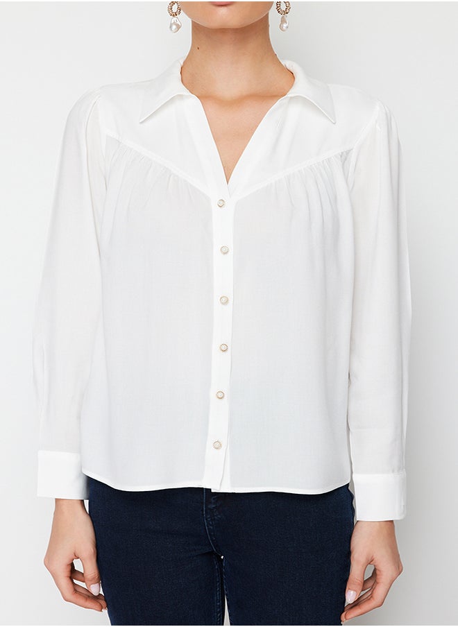 Ecru Button Detailed Viscose Fabric Regular Fit Woven Shirt TWOSS24GO00110