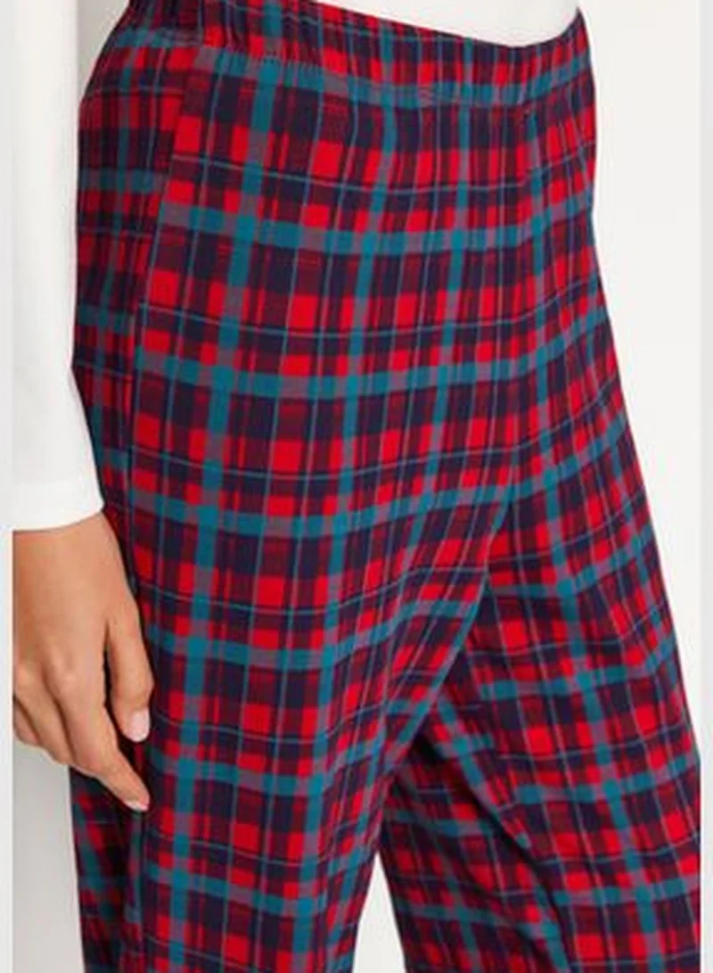 trendyol White Premium Plaid T-shirt-Pants and Knitted Pajamas Set THMAW24PT00228
