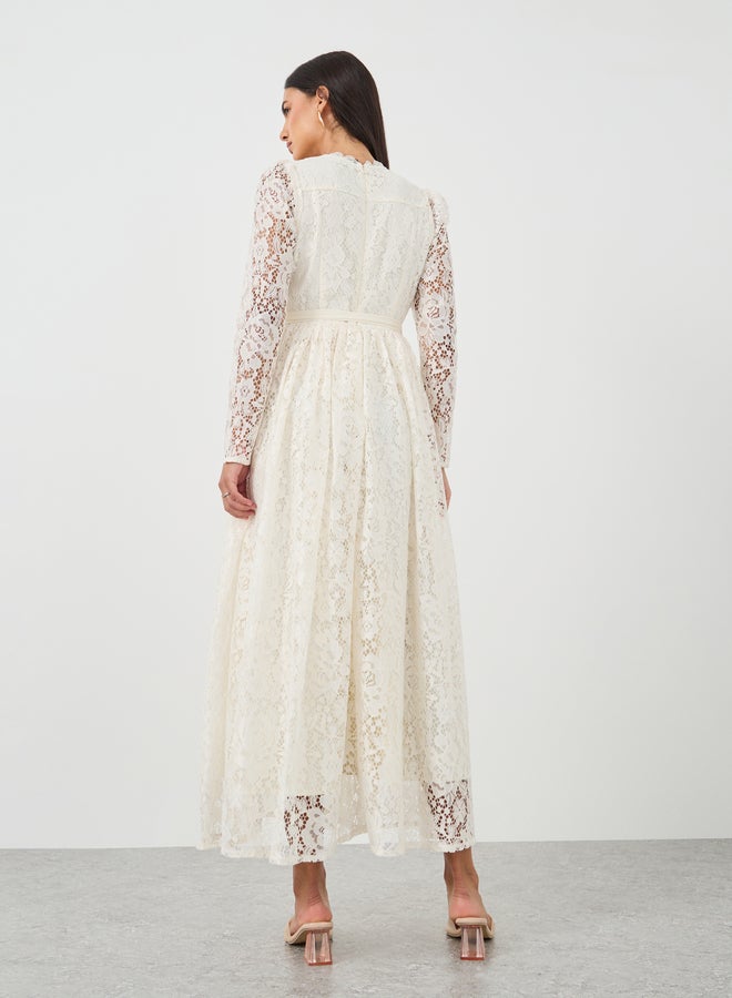Styli Lace Maxi Dress - Image 5