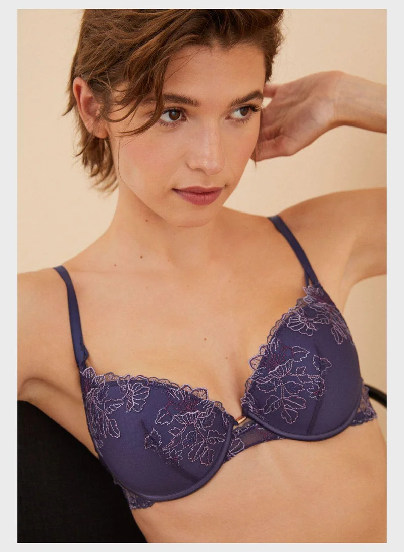 ومن سيكريت Lace Detail Bra
