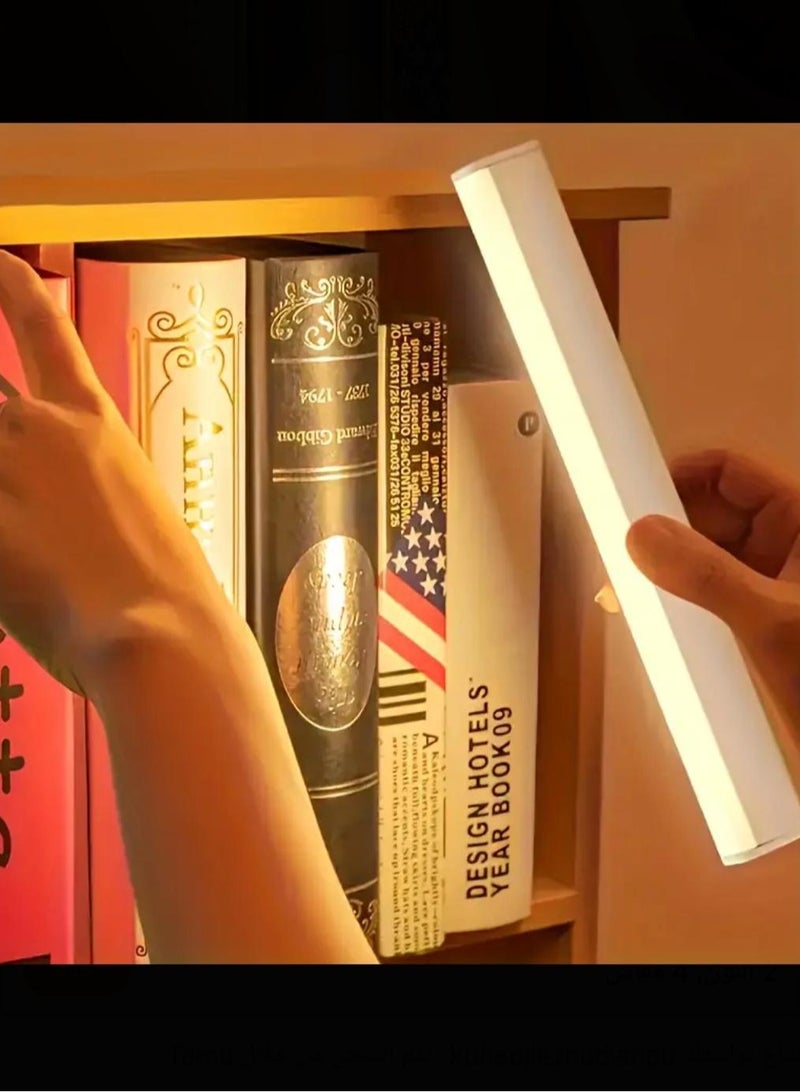 أميناك مستشعر حركة تحت الخزانة، ضوء ليلي لاسلكي LED أبيض دافئ، 20 سم - Image 3