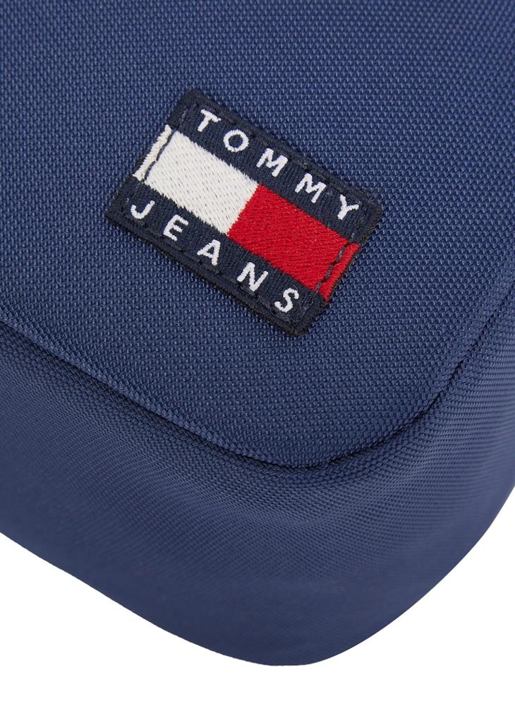 TOMMY JEANS ESSENTIAL DAILY WASH BAG  - Image 3