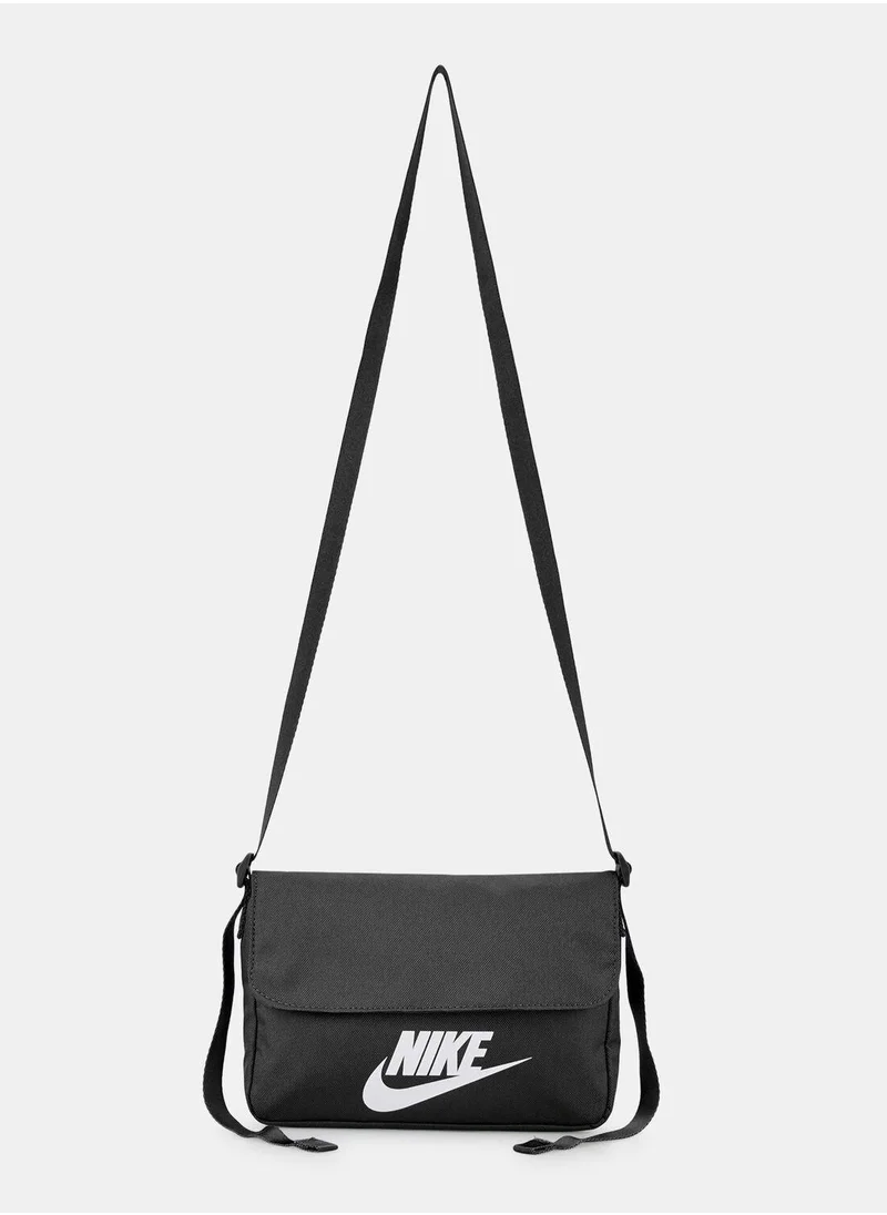 Nike Women's Sportswear Futura 365 Cross-body Bag