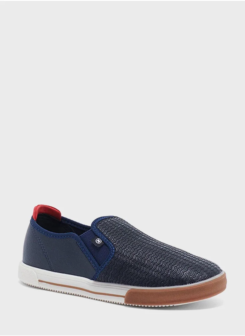 MOLEKINHO Kids Chayet Slip On Sneakers