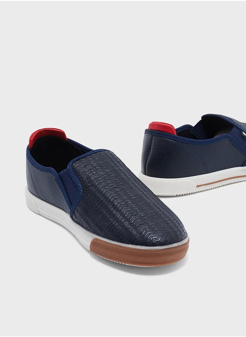 موليكينهو Kids Chayet Slip On Sneakers