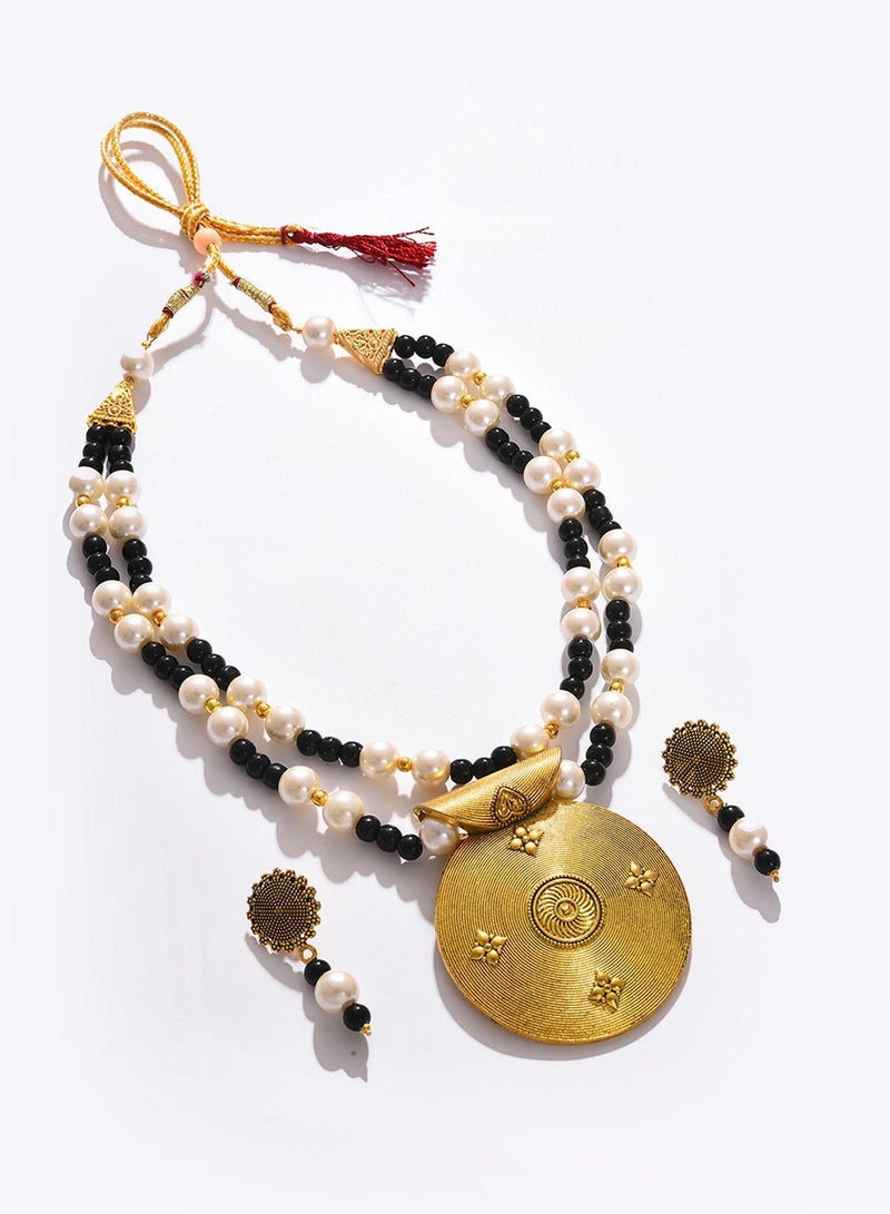 SOHI White Beaded Artificial Jewellery Set - Image 1