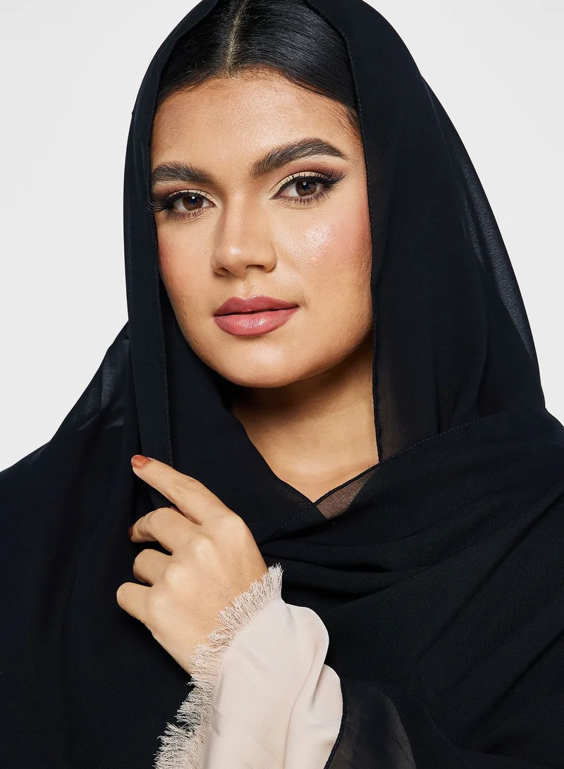Khizana Pleated Sleeve Detail Abaya With Sheila
