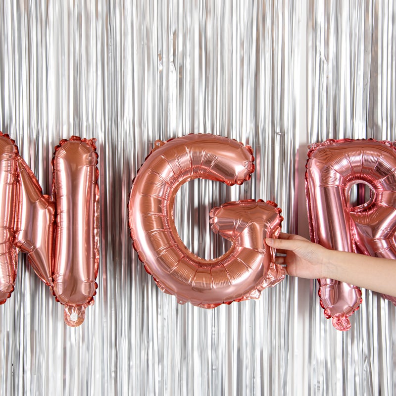 Restaurantware بالون حروف بالونيفاي 16 بوصة، بالون حرف واحد للحفلات - حرف G، بالون ميتاليك ذاتي الإغلاق، بالون ميار باللون الوردي الذهبي، حلقة تعليق، زينة لعيد الميلاد، الزفاف، أو التخرج - Image 5