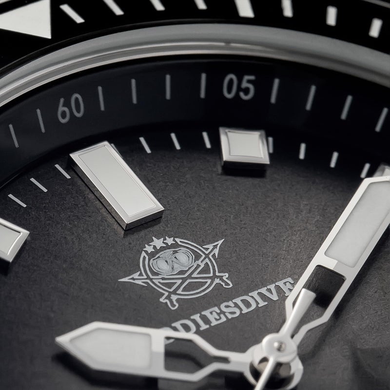 ADDIESDIVE 41 MM Dive Watches for Men 60 Minute Scale Easy to Read Dial Quartz Mens Watch 200 M Water Resistant BGW9 Luminous Analog Black Gradient Dial - Image 4