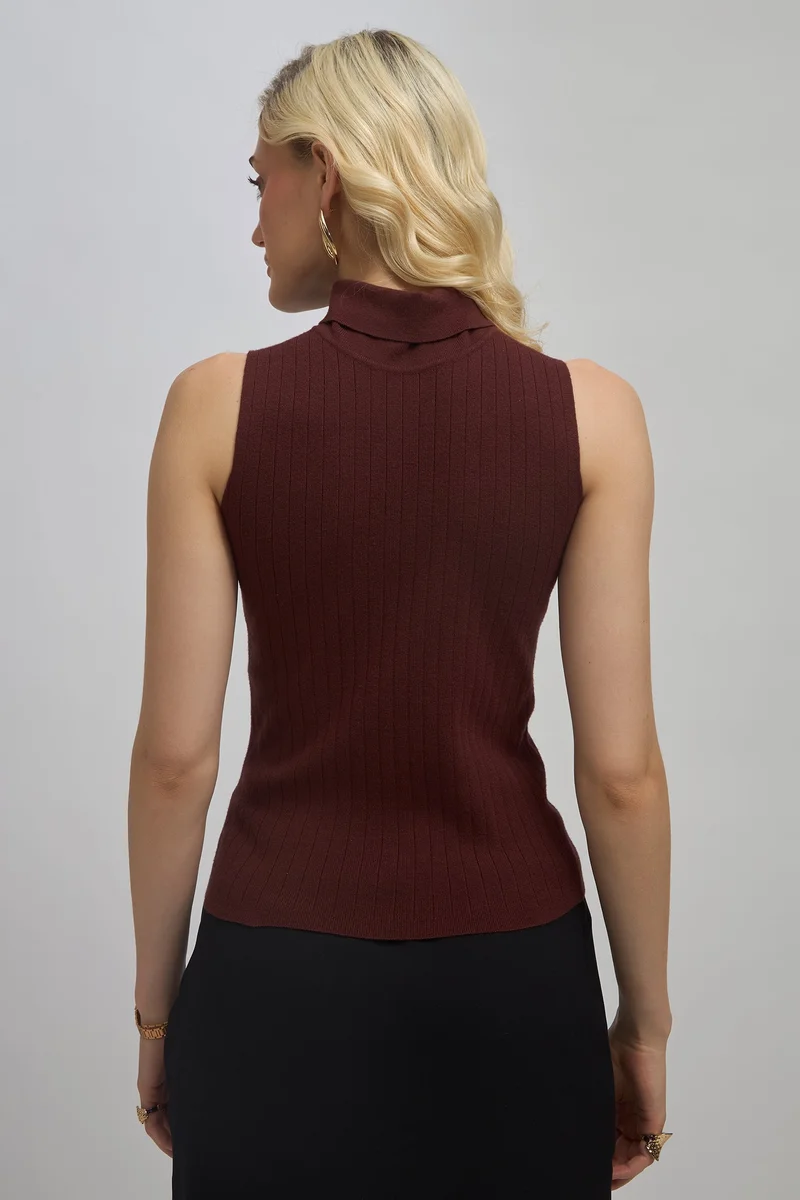 Virgio VIRGIO Viscose Highneck Flatknit Sleeveless Top