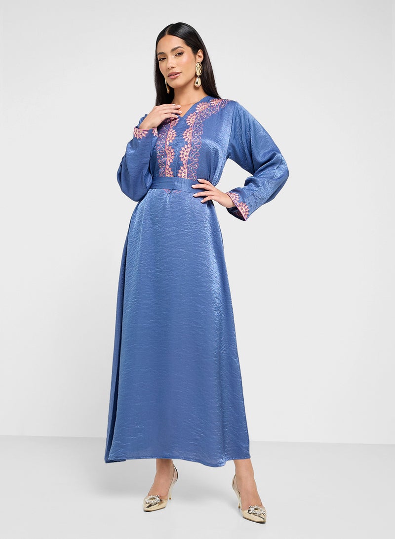 hayas closet Straight Sleeve V-Neck Embroidered Abaya - Image 4