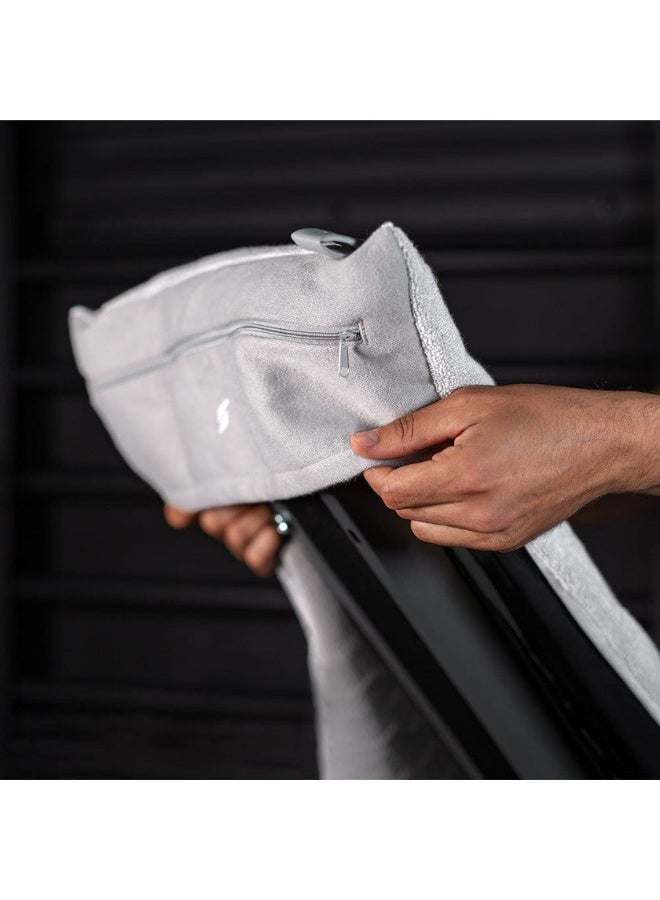 STRYVE Gym Towell+Pro Bright White (105 x 42.5 cm), Sports Towel with Magnetic Clip and Non-Slip - Image 3