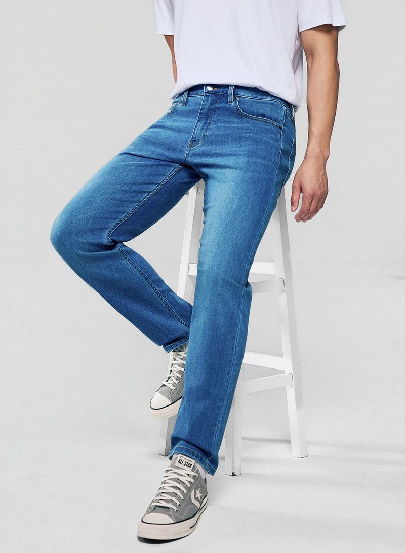 GIORDANO Men Tapered Stretch Denim Indigo Jeans - Image 1
