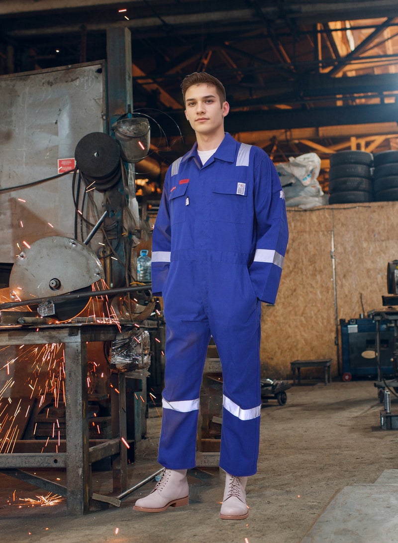 ارتداء آمن أغطية FR Hi-Vis للرجال، معتمدة من NFPA 2112، ملابس عمل مقاومة للهب بوزن 7 أوقية مع شريط عاكس و6 جيوب - Image 5