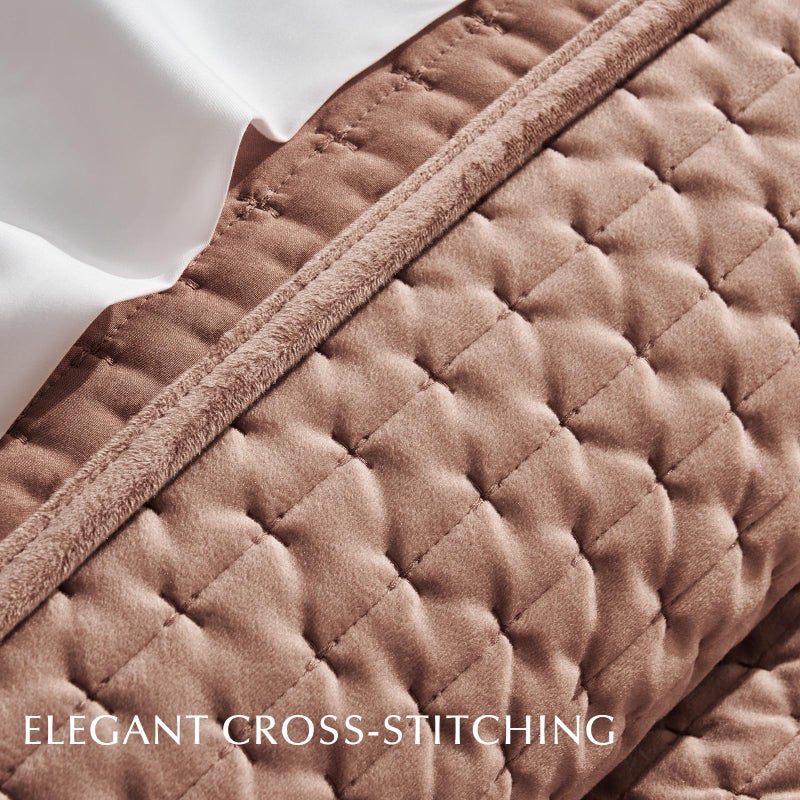 EverGrace Luxury Velvet Quilt Set King Size 3 Piece, Soft Cross-Stitch Velvet Comforter Set with Pillow Shams, Lightweight Coverlet Bedspread Bedding Set for All Seasons, Terracotta Clay - Image 4