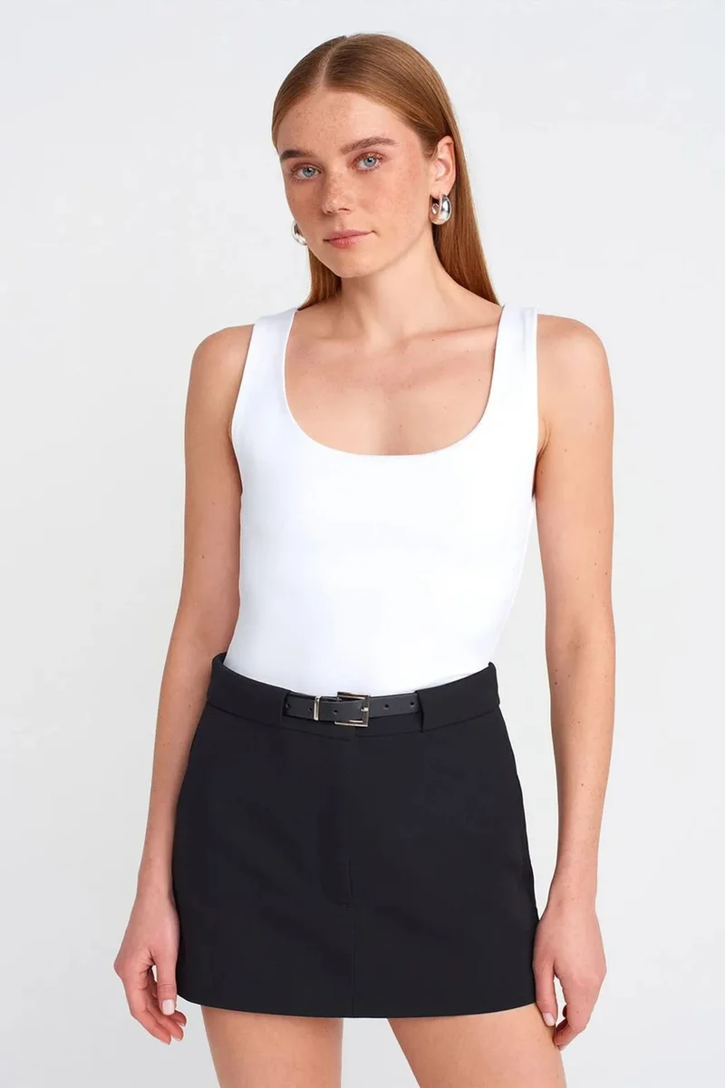 DILVIN Sleeveless Square-Neck Slim-Fit Jersey Blouse
