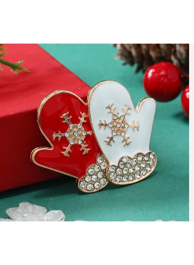 An elegant brooch with a luxurious design and intricate details, it adds a touch of sophistication and charm to your look, giving you a distinctive touch on happy occasions and special times.