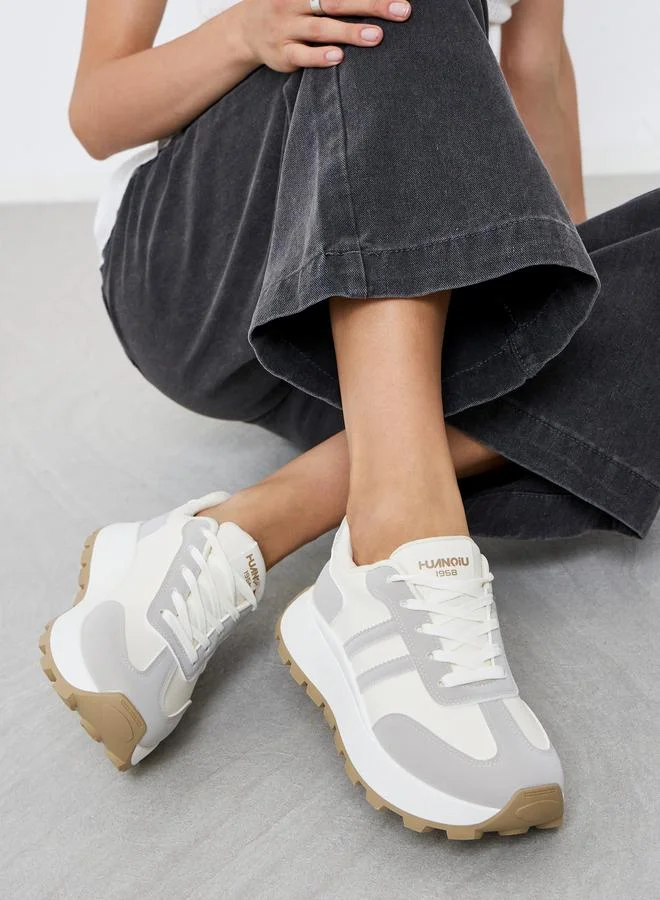 Styli Styli Women Sporty Striped Sneakers