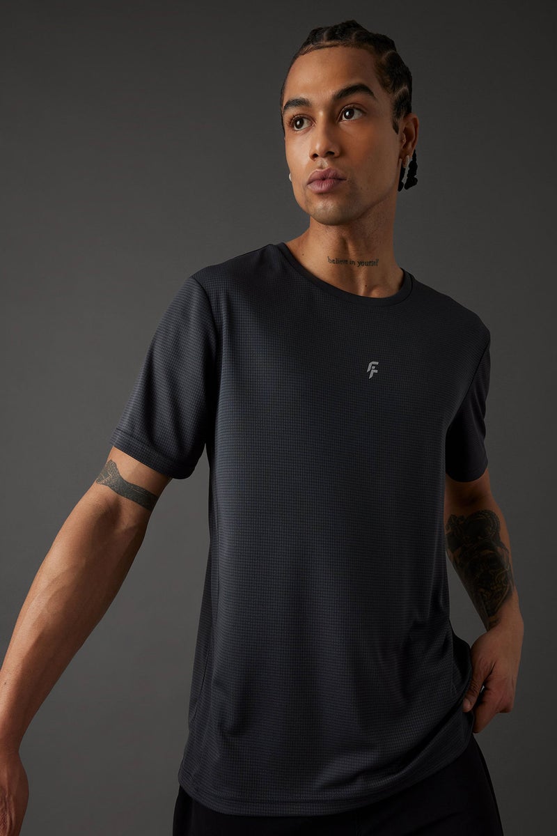 DeFacto Man DeFactoFit Slim Fit Crew Neck Printed Sports T-Shirt - Image 1