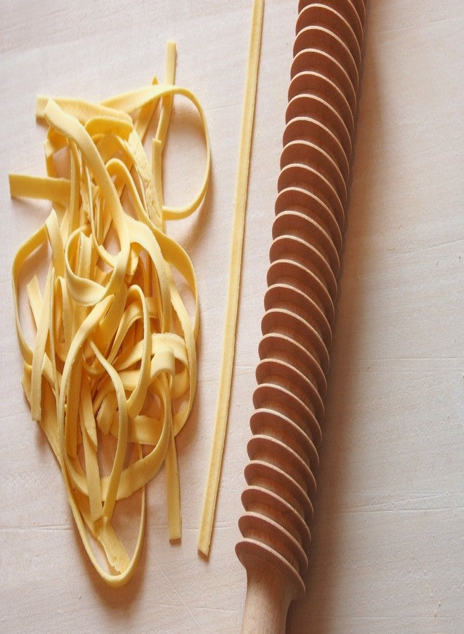 Eppicotispai Beechwood Tagliatelle Cutter Rolling Pin - Image 2