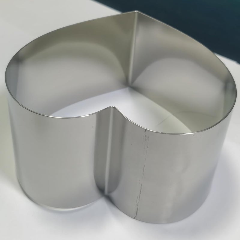 SADYFON 6 Inch Heart Shaped Cake Pan, Bottomless Cake Mould for Wedding, Stainless Steel, Measuring 6 x 3 inches (15 x 8 cm) - Image 3