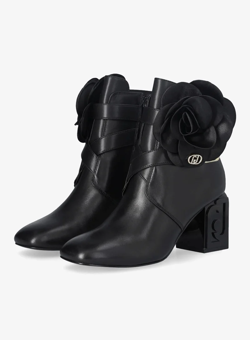 Liu Jo Leather ankle boot with flower detail
