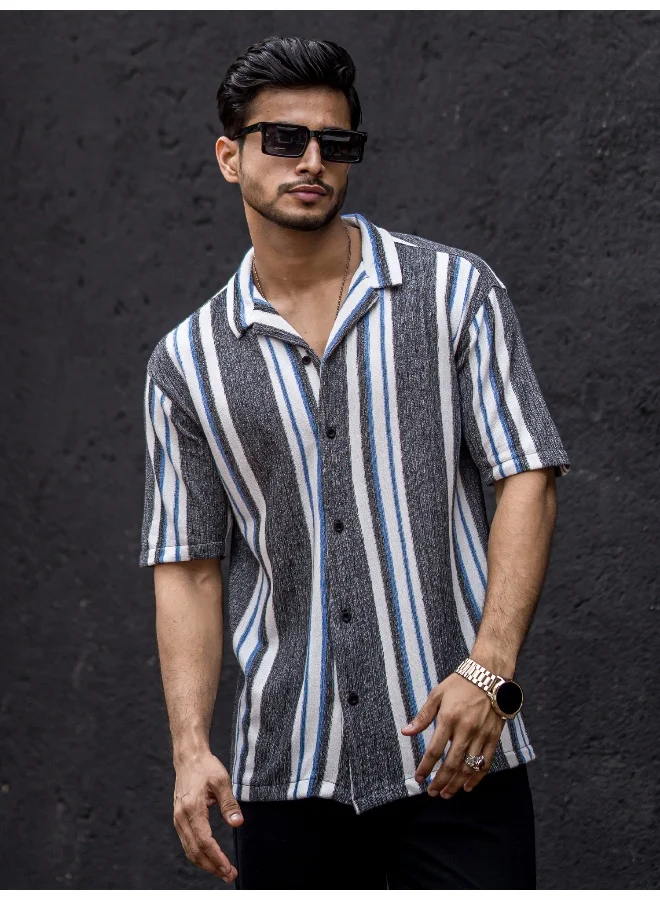 مانياك قميص رجالي أسود قطن مقاس كبير بأكمام 3/4 وياقة مخططة