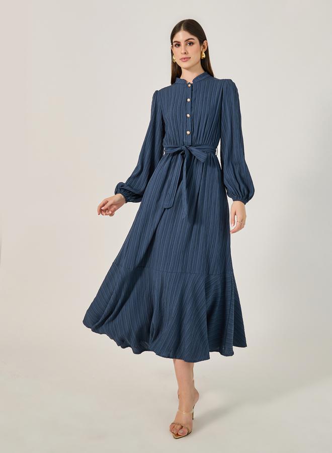 ستايلي فستان ميدي بحزام ونقشات - Image 1