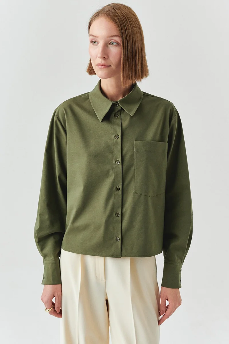 EXQUISE Long-sleeved, pocketed, snap-button detail regular khaki shirt